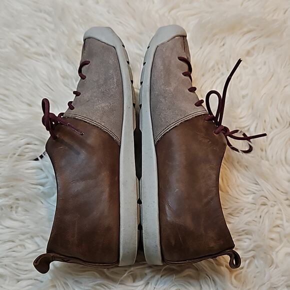 Keen Lower East Side Tan and Brown Lace Up Sneakers - Picture 4 of 8